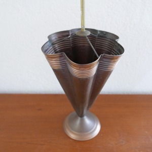 Paragüero Galvanizado Vintage para Entrada del Hogar y Decoración de Eventos, Organizador de Almacenamiento de Metal Rústico con Atractivo Clásico - Product Image 1