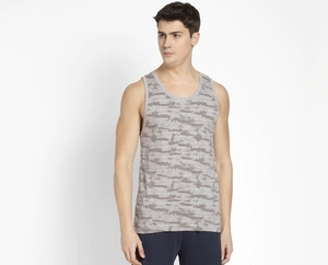 Camiseta sin mangas gris estampada para hombre, cuello redondo, informal, transpirable, de punto, para hacer ejercicio - Product Image 1