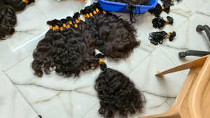 South Indian Virgin Human Braiding Hair Unprocessed Body Wave Bulk No Weft Raw Hair for Braids and Extensions Raw Curly Textures - Product Image 3