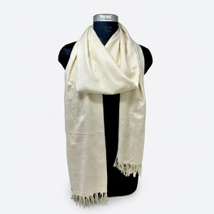 Écharpe en coton et lin tissée à la main, élégant accessoire textile pour boutiques, marques de mode, cadeaux, événements et vente en gros. - Product Image 1