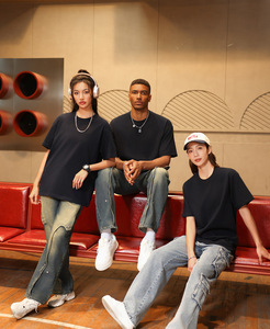 เสื้อแจ็คเก็ตแฟชั่นฟิตเนสฤดูร้อน 220 กรัม แขนสั้น สวมใส่สบาย ทรงปกติ ระบายอากาศได้ดี แห้งเร็ว ผ้าไม่ยับ เสื้อผ้าสำหรับวันหยุด - Product Image 4