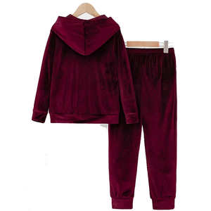 Nouvel arrivage : Survêtement de sport pour femme, taille personnalisée XL, haute qualité, léger, disponible en différentes couleurs, prix abordable avec faible MOQ - Product Image 5