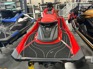 Moto Acuática Waverunner 2026 GP 1800 SVHO HO - Rojo Fuego, Modelo de Alto Rendimiento a Gasolina, Descuento Limitado del Fabricante - Product Image 2