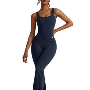 Combinaison de sport pour femme avec coussinets amovibles, justaucorps de fitness, combinaison de yoga une pièce à effet froncé pour femme - Product Image 1