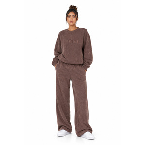 Ensemble de survêtement vintage marron pour femme avec sweat-shirt délavé à l'acide et pantalon large décontracté, logo gothique brodé personnalisé, vente en gros - Product Image 1