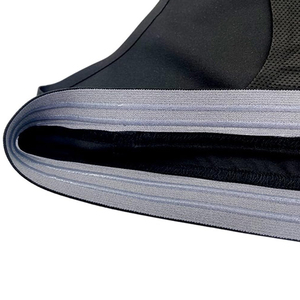 Gilet GPS à fixation sur la poitrine pour les athlètes de sports d'équipe en plein air - Football, Rugby, et Crosse - Product Image 6