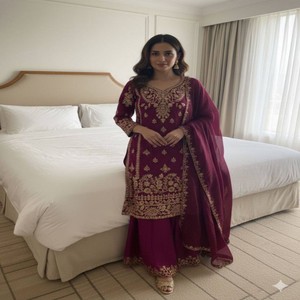 VASTRA COTTAGE Conjunto Kurti Plazo Dupatta de Tela Fendy con Bordado de Lentejuelas, Completamente Cosido, Top, Pantalón Palazzo y Dupatta a Juego - Product Image 5