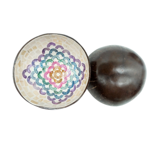 Modern Design <b>Set</b> of Polished Round Coconut Bowls with Dark Spoons <b>PC</b> Material for Family Use and Bulk Export - Product Image 6