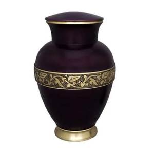 Urna funeraria de latón macizo grabada a mano de alta calidad para cenizas humanas, juego de urnas funerarias clásicas en negro y dorado, fabricante mayorista. - Product Image 6