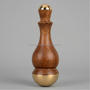 Bâtonnet ayurvédique Kansa artisanal à double extrémité pour le visage et les yeux, en bois massif et métal bronze, outil de spa détoxifiant - Product Image 2
