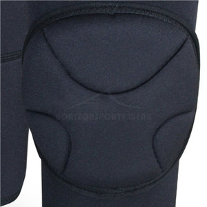 สนับเข่าป้องกันพร้อมโลโก้สั่งทำ สำหรับผู้เล่นผู้ใหญ่ ทนทาน กันลื่น สำหรับอุปกรณ์กีฬา - Product Image 5