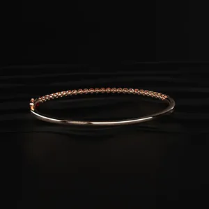 Brazalete Clásico de Tenis con Diamantes Sintéticos Cultivados en Laboratorio, Color E, Claridad VVS-VS, Certificado IGI, Chapado en Oro, para Mujer, Aniversario - Product Image 4