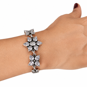Wholesale Luxury Brass Beaded Flower Design Antique Silver Plated <b>Crystal</b> Zircon Stones Bezel Setting Bulk Supplier - Product Image 6