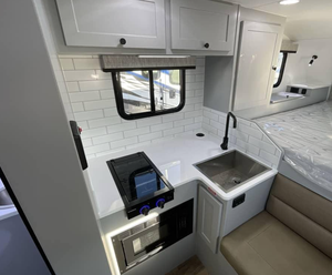 Autocaravanas de Lujo Usadas 2024 2025 Soaring E-A-G-L-E Campers A-E-A-R-I-E 8.0 Económicas y Listas para Enviar - Product Image 5
