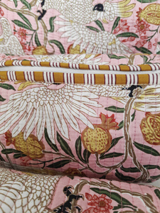 กระเป๋าเครื่องสำอางผ้าฝ้ายพิมพ์ลายดอกไม้สีชมพู ทนทาน มีซิป กระเป๋าอินเดียสำหรับจัดเก็บเครื่องสำอางสำหรับเดินทาง - Product Image 3