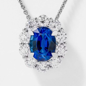 Elegante Collar de Oro Sólido de 14K con Zafiro Ovalado de 1.78ct y Diamantes Cultivados en Laboratorio, Engastados en Puntas, Certificado por IGI, Joyería Fina de Lujo para Regalo - Product Image 3