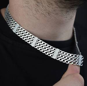 Collar de cadena griega para hombre de 16 mm, fabricado en plata de ley 925 con una construcción de eslabones gruesos y un estilo contemporáneo audaz. - Product Image 1