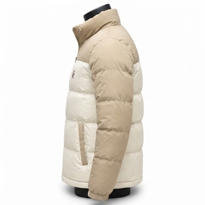 Veste matelassée pour homme, conçue avec un rembourrage léger, doublure douce, poches sécurisées, protection thermique et style moderne pour tous les jours. - Product Image 3
