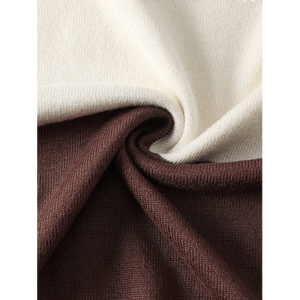 T-shirt en tricot à trois tons pour hommes, coupe ajustée, style moderne, minimaliste, luxe discret, chic urbain - Product Image 3