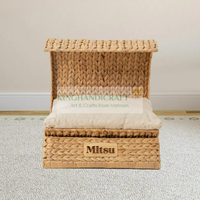 Lit moderne pour animaux de compagnie pour chiens et chats, matériau en fibre de jacinthe d'eau naturelle, fournitures neuves pour la maison en gros