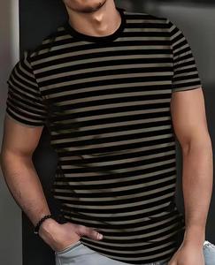 T-shirt décontracté pour homme à manches courtes, col rond, rayé, tricoté, coupe classique, 100 % coton, infroissable, avec logo frontal - Product Image 1