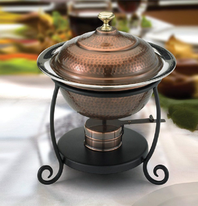 Petit réchaud en cuivre martelé avec support en fer noir et brûleur à combustible réglable ; disponible à prix de gros. - Product Image 1