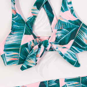 Ensemble de bikini personnalisé OEM écologique et respirant, short taille haute, ensemble deux pièces avec logo frontal pour maillots de bain femme - Product Image 4