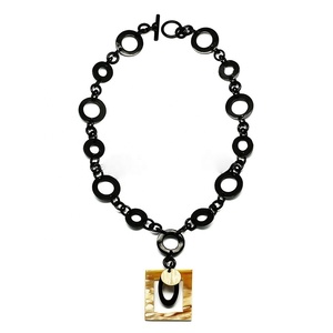 Collier de bijoux en corne de buffle unisexe du Vietnam chaîne à maillons Offre Spéciale personnalisée pour anniversaires et cadeaux colliers de chaînes à la mode - Product Image 1