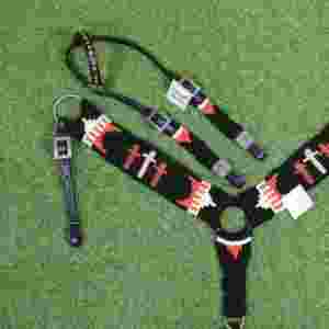 Conjunto de Cabezada y Pechopetral de Mohair Hecho a Mano con Cuero Argentino, Diseño de 3 Cruces, Correa Personalizable de 32 Pulgadas - Product Image 3