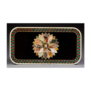 Hermosa Mesa de Comedor Hecha a Mano con Incrustaciones de Mármol Negro en Forma Rectangular con Diseño de Incrustaciones de Flores Utilizada en Hoteles de Lujo - Product Image 4
