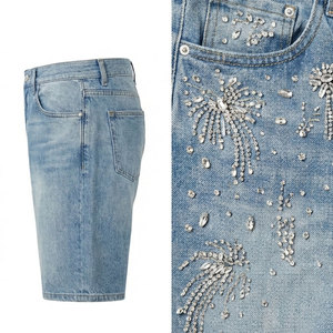 Fabricante de Shorts de Mezclilla con Pedrería Personalizados, Fábrica OEM ODM, Producción de Alta Capacidad con Equipo de Soporte para Exportación Global - Product Image 6