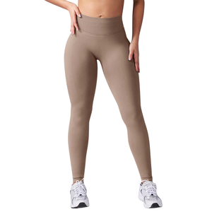 Vêtements de sport sans couture personnalisés à faible MOQ, marque privée, taille haute, anti-transparence, 250 GSM, en nylon et élasthanne, pour l'entraînement et le rehaussement des fessiers - Product Image 1