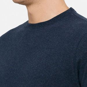 Camiseta de hombre de diseño personalizado OEM 100% algodón, de alta calidad, de secado rápido, estilo casual y elegante. - Product Image 6