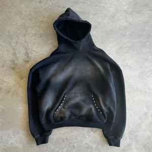 Sudadera con Capucha de Alta Calidad, 100% Algodón, 370 g/m², Corte Regular, Logotipo Personalizado en la Parte Delantera, Unisex, Negra, Gruesa, Informal, para Invierno - Product Image 4