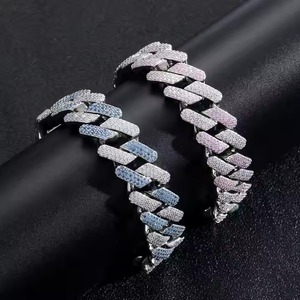 Pulsera de eslabones cubanos con incrustaciones de moissanita, brazalete de cadena con microincrustaciones de corte brillante redondo, joyería unisex de hip hop para fiestas - Product Image 1