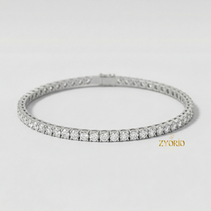 Collier pendentif en or classique avec diamant de laboratoire et chaîne à maillons en or 14K 18K, idéal pour fiançailles et mariage, design élégant et moderne - Product Image 3