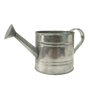 Hot Selling White Finishing Sustainable Watering Can For Daily Used Home Hotel <b>Garden</b> Usage Decorative Metal Water Can - Product Image 3