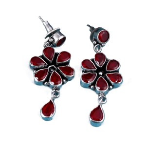 Lot de boucles d'oreilles en argent antique à motifs floraux et pierres multicolores |   Exportateur en gros de boucles d'oreilles pendantes faites à la main |   Bijoux tendance pour femmes Sup - Product Image 4