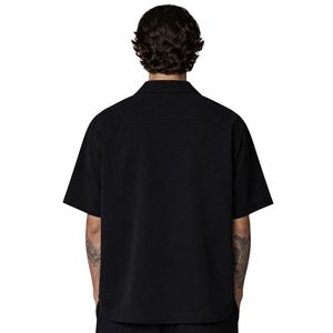 เสื้อเชิ้ตโอเวอร์เชิ้ตแขนสั้นผู้ชายไซส์ใหญ่ ซิปหน้า สไตล์ลำลอง สตรีทแวร์ สีดำล้วน รับผลิตตามแบบ (OEM) ขายส่ง - Product Image 6