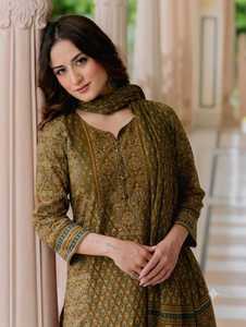 <b>Women</b>’s Meher Floral Cotton Suit Set with Printed <b>Kurta</b>, Pant & Dupatta - Product Image 1