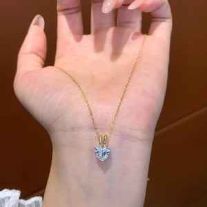 Collar con colgante de moissanita brillante de alta calidad con corte de corazón para mujer, plata 925 chapada en oro amarillo, regalo romántico. - Product Image 1