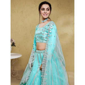 Increíble Red de Trabajo de lámina azul cielo Sangeet Wear Lehenga Choli con Dupatta - Product Image 4