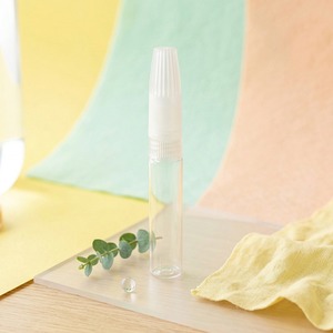 กาวติดเล็บสูตรพิเศษ 2 กรัม สูตร UV รับผลิตแบรนด์ส่วนตัว OEM/ODM สำหรับติดปลายเล็บ - Product Image 4