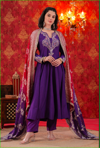 Conjunto Anarkali morado con dupatta degradado - Product Image 3