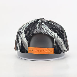 Gorra de 5 Paneles de Terciopelo con Estampado de Camuflaje RealTree, Gorra Deportiva Económica de Algodón con Cierre a Presión para Caza y Senderismo - Product Image 1