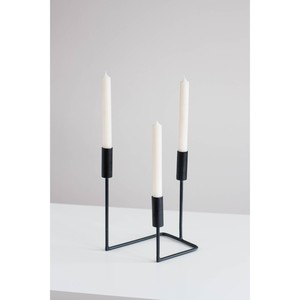 Candelabro Cuadrado de Metal Negro de Alta Calidad con Tres Velas Blancas para Decoración del Hogar - Product Image 2
