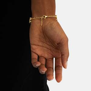 สร้อยข้อมือทองคำชุบประดับมอสซาไนต์รูปโคลเวอร์ ดีไซน์ดอกไม้ สำหรับผู้หญิง สวมใส่ได้ทุกวัน - Product Image 2