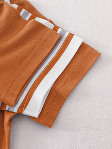 T-shirt unisexe décontracté à manches courtes pour bébé, en jersey imprimé 100 % coton, col rond rayé, haut d'été avec poche avant - Product Image 5
