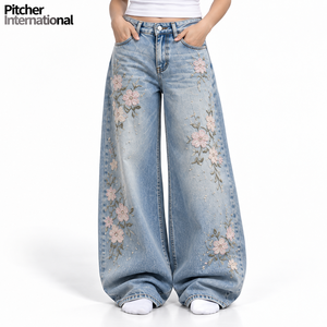 Jeans en denim noir pour femmes OEM, jeans taille haute, fournisseur de marques privées pour collections de boutiques américaines en gros - Product Image 1