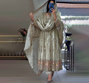 Vestido Anarkali de Estilo Indio-Pakistaní PinkCityBlocks, Bordado con Lentejuelas, Largo, para Mujer, con Dupatta Reversible, Corte Holgado - Product Image 1